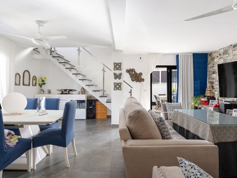 Villa for Sale in Calahonda, Malaga 3