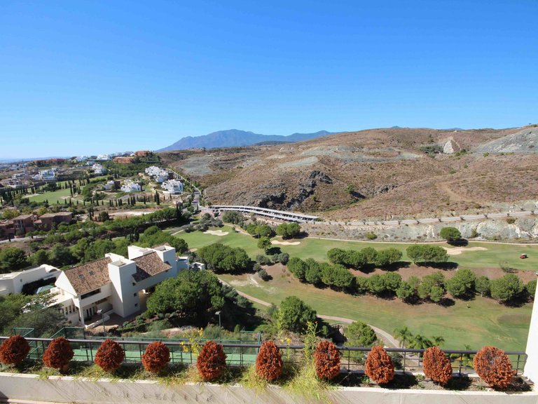 Apartment for Sale in Los Flamingos, Malaga 3