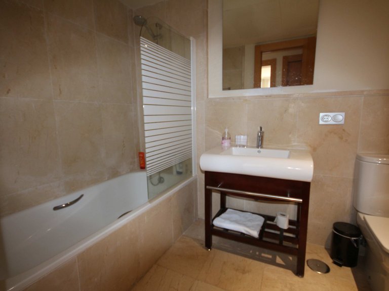 Apartment for Sale in Los Flamingos, Malaga 9