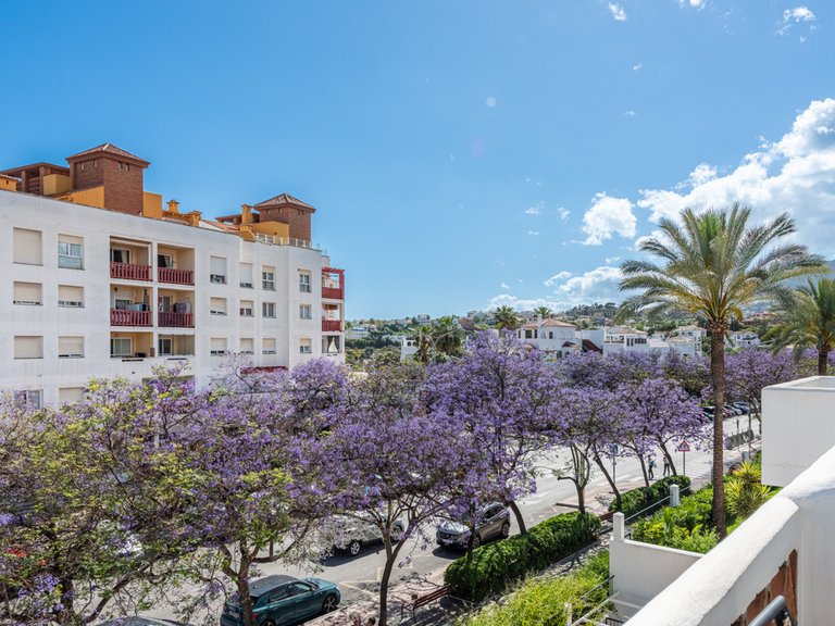 Apartment for Sale in Benalmadena Costa, Malaga 17