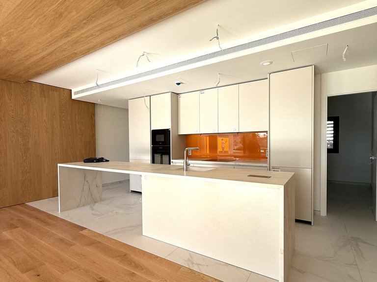 Apartment for Sale in Benalmadena, Malaga 6