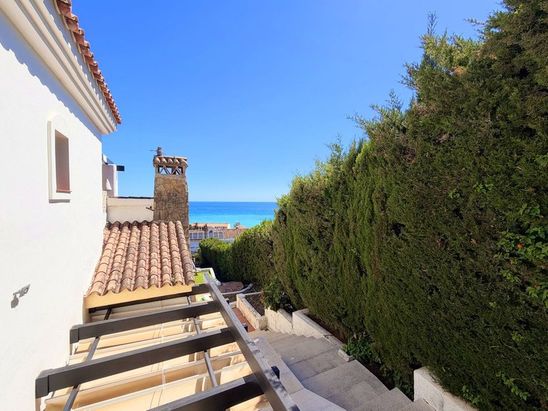 Villa for Sale in Estepona, Malaga 45
