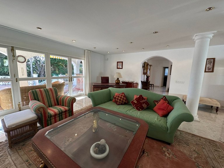 Villa for Sale in Marbesa, Malaga 14