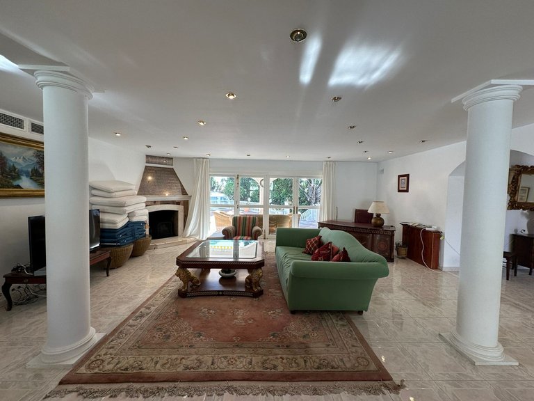 Villa for Sale in Marbesa, Malaga 15