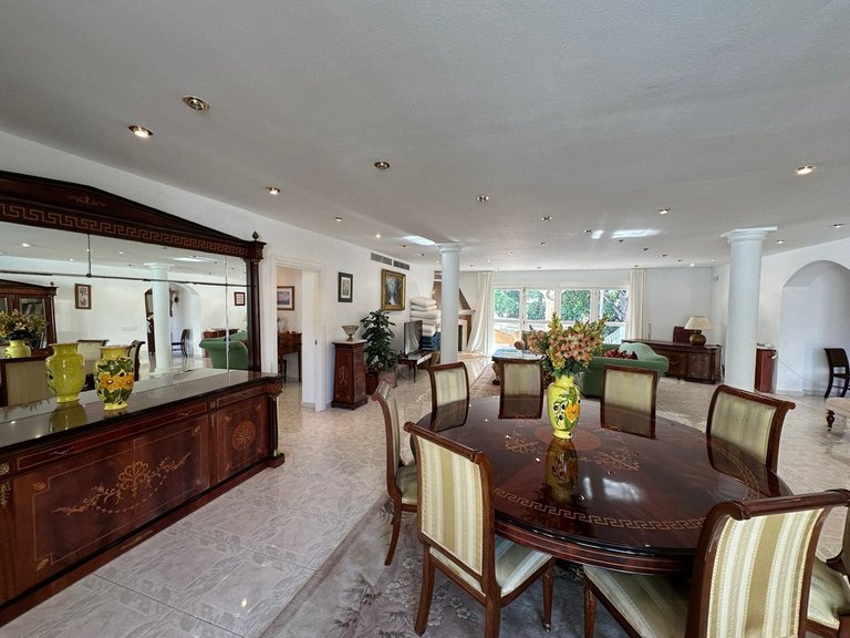 Villa for Sale in Marbesa, Malaga 16