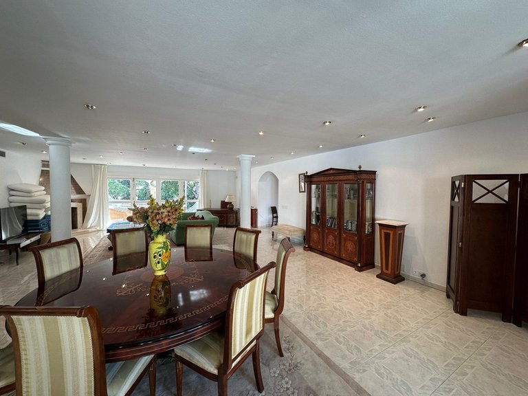 Villa for Sale in Marbesa, Malaga 18