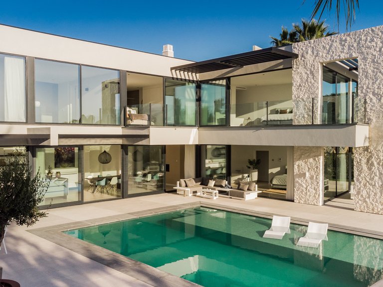 Villa for Sale in Benahavís, Malaga 23