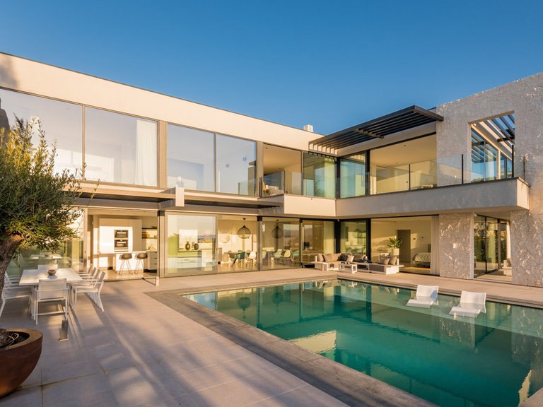 Villa for Sale in Benahavís, Malaga 9