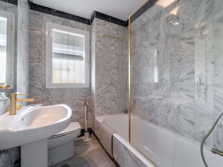Apartment for Sale in Nagüeles, Malaga 18