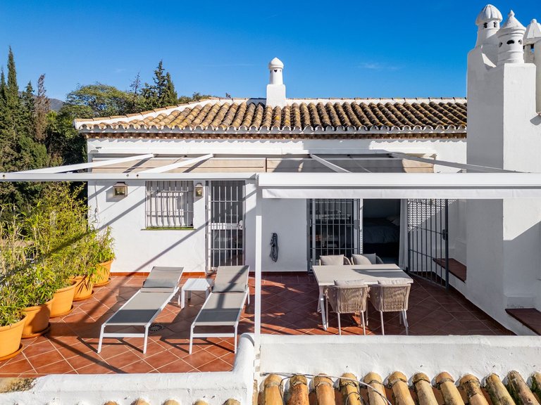 Apartment for Sale in Nagüeles, Malaga 2