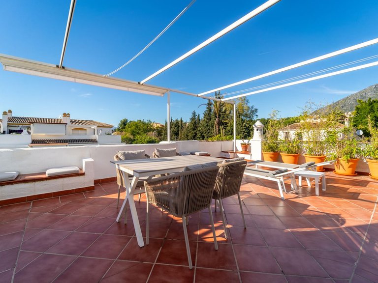 Apartment for Sale in Nagüeles, Malaga 32
