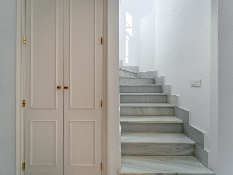 Apartment for Sale in Nagüeles, Malaga 38
