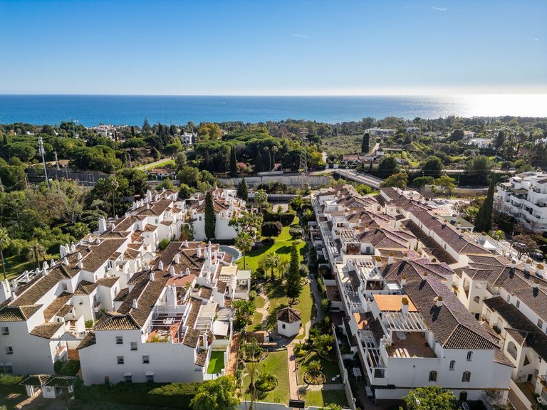 Apartment for Sale in Nagüeles, Malaga 46