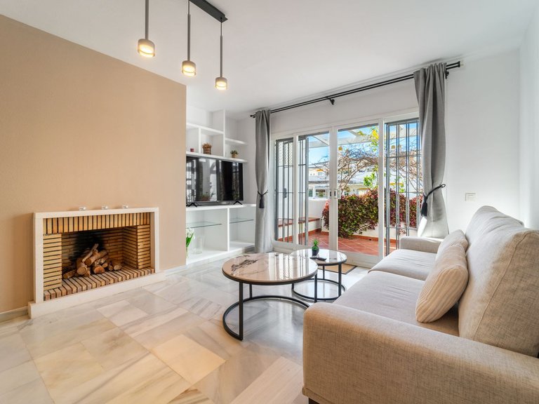 Apartment for Sale in Nagüeles, Malaga 5