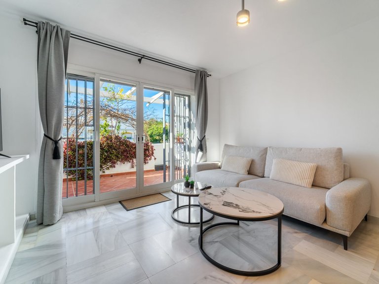 Apartment for Sale in Nagüeles, Malaga 6