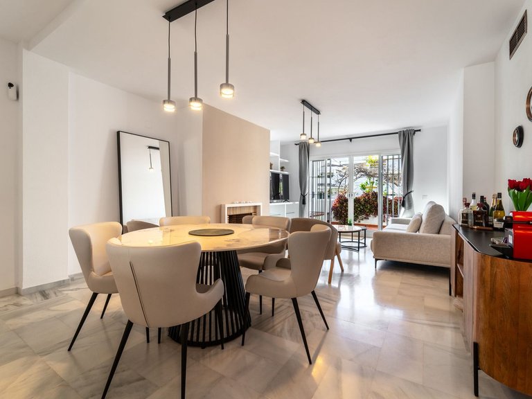 Apartment for Sale in Nagüeles, Malaga 7