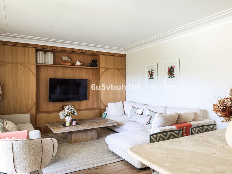 Apartment for Sale in Málaga, Malaga 12