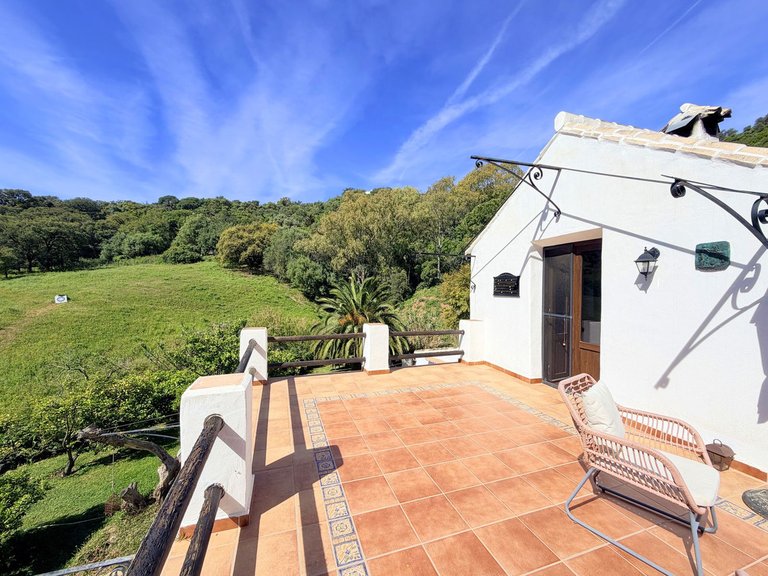Villa for Sale in Casares, Malaga 12