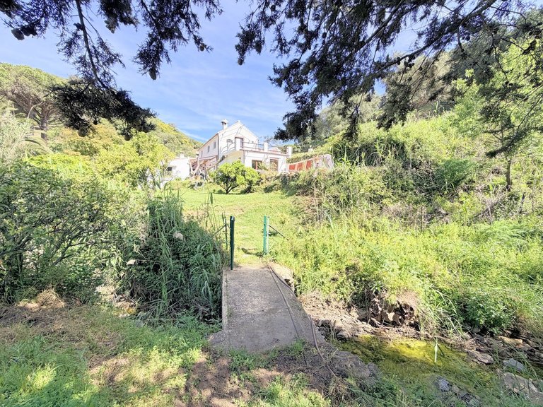 Villa for Sale in Casares, Malaga 25