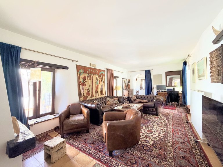 Villa for Sale in Casares, Malaga 29