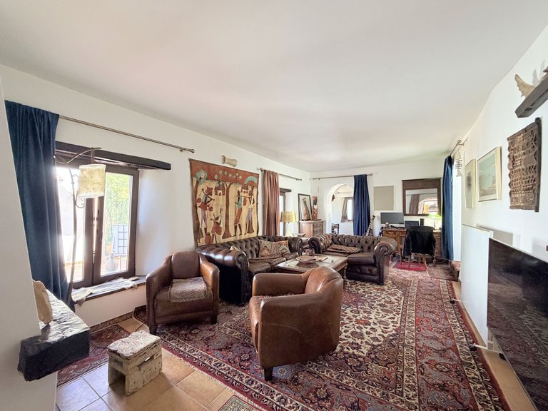 Villa for Sale in Casares, Malaga 31