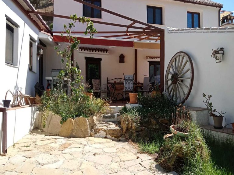 Country House for Sale in Casares, Malaga 1
