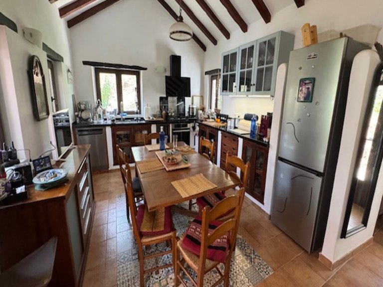 Country House for Sale in Casares, Malaga 3