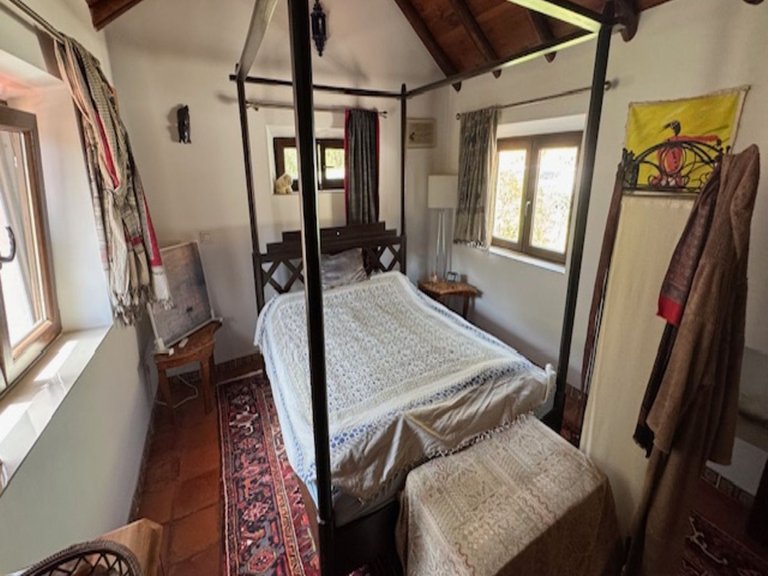 Country House for Sale in Casares, Malaga 5