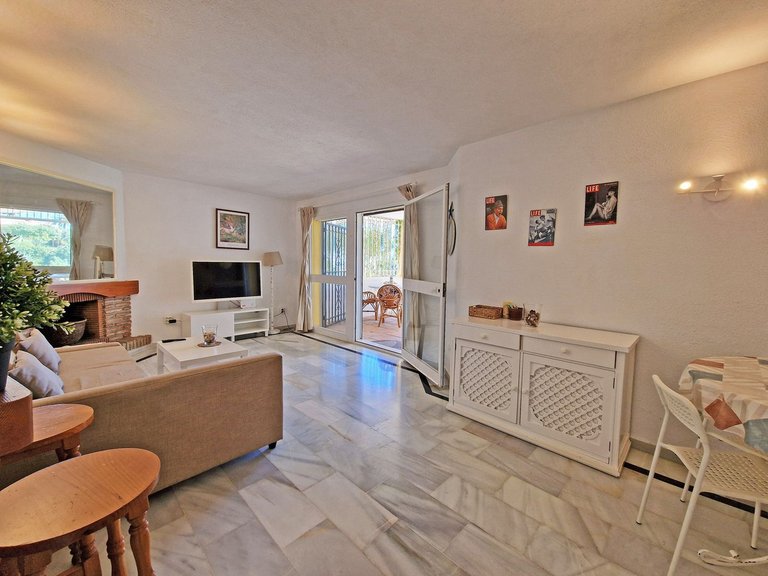 Apartment for Sale in Calahonda, Malaga 10