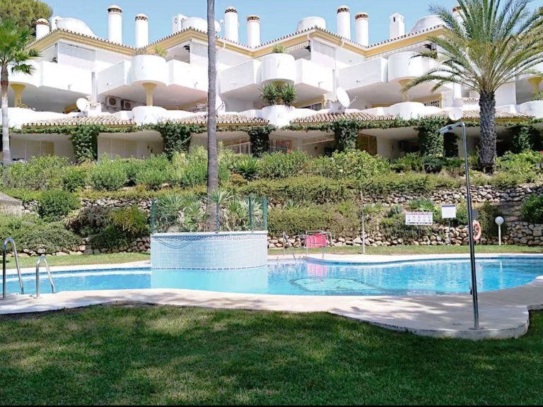 Apartment for Sale in Calahonda, Malaga 29