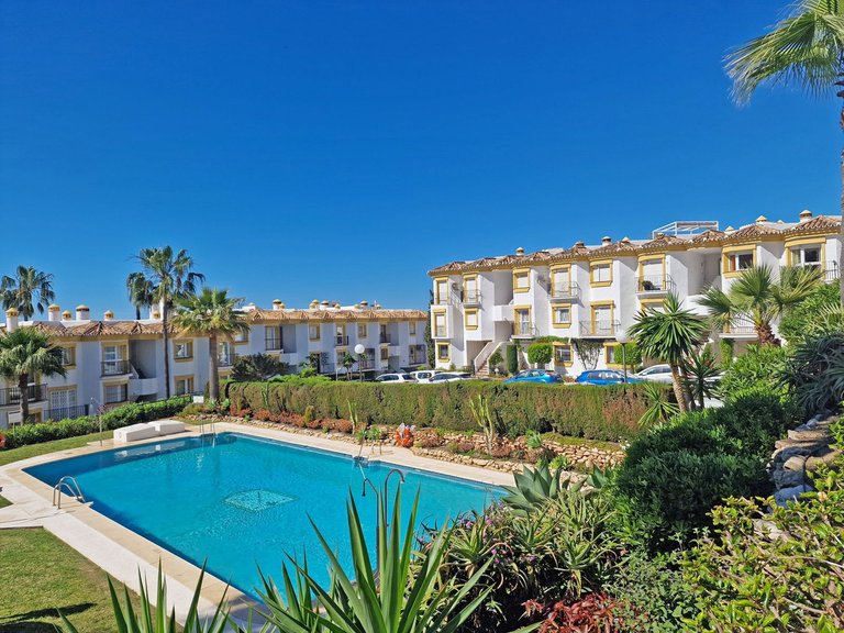 Apartment for Sale in Calahonda, Malaga 32