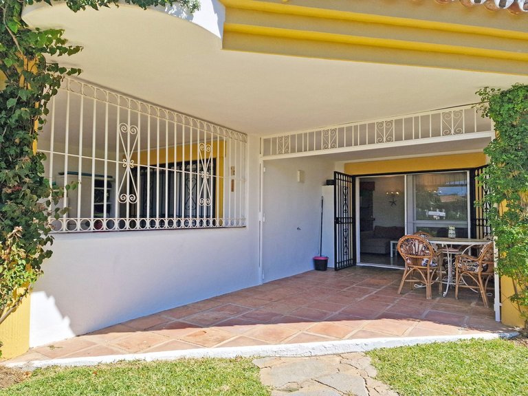 Apartment for Sale in Calahonda, Malaga 6