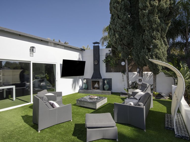 Villa for Sale in Estepona, Malaga 24