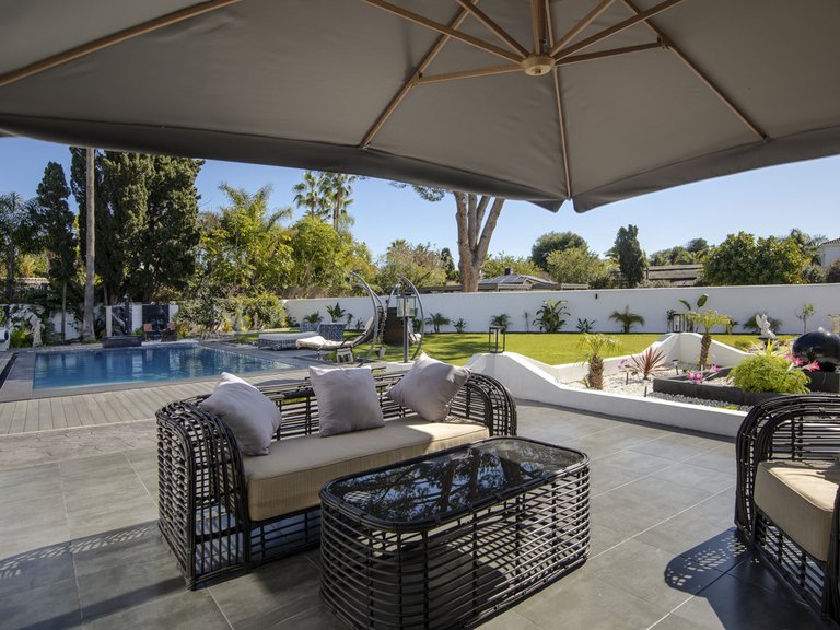 Villa for Sale in Estepona, Malaga 28