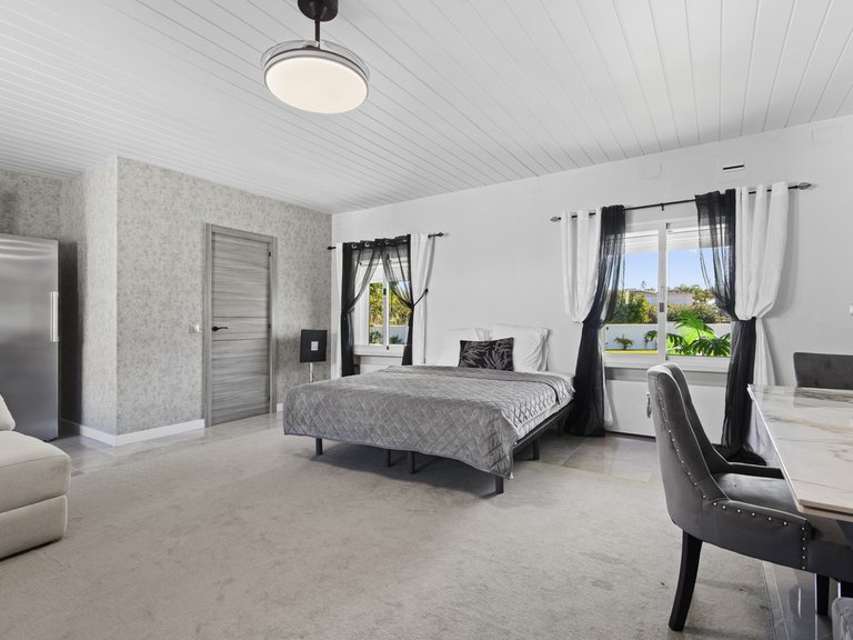 Villa for Sale in Estepona, Malaga 42