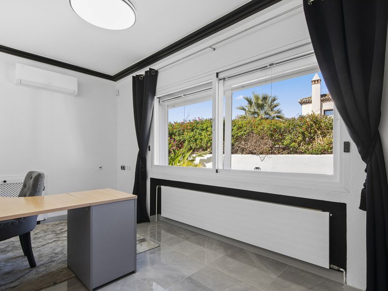 Villa for Sale in Estepona, Malaga 43