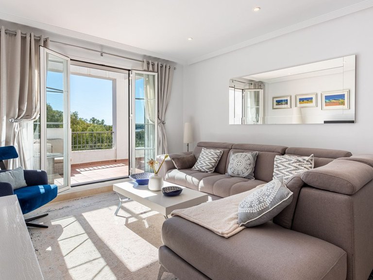 Apartment for Sale in Los Arqueros, Malaga 2