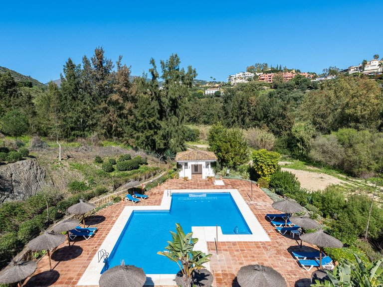 Apartment for Sale in Los Arqueros, Malaga 25