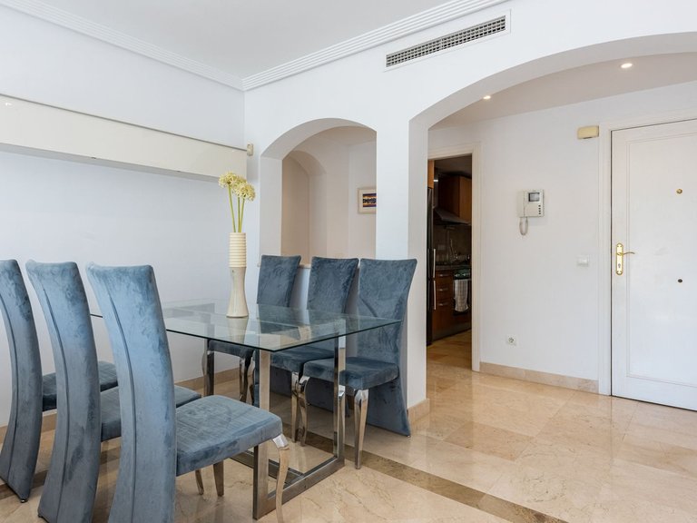 Apartment for Sale in Los Arqueros, Malaga 5