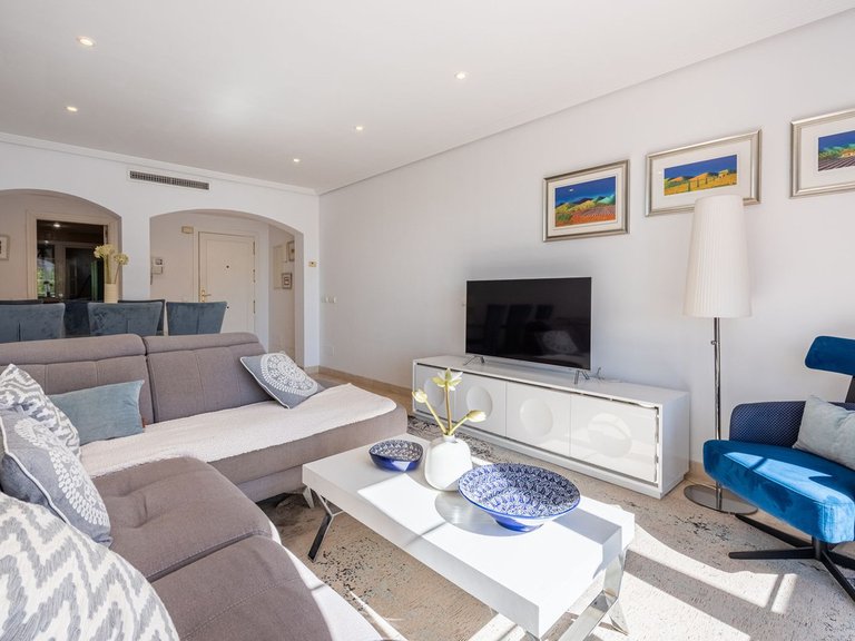 Apartment for Sale in Los Arqueros, Malaga 6