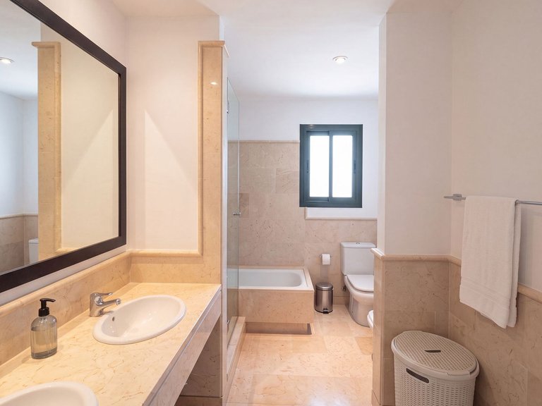 Apartment for Sale in Costa del Sol Benahavís, Malaga 14