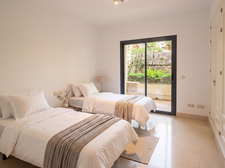 Apartment for Sale in Costa del Sol Benahavís, Malaga 5
