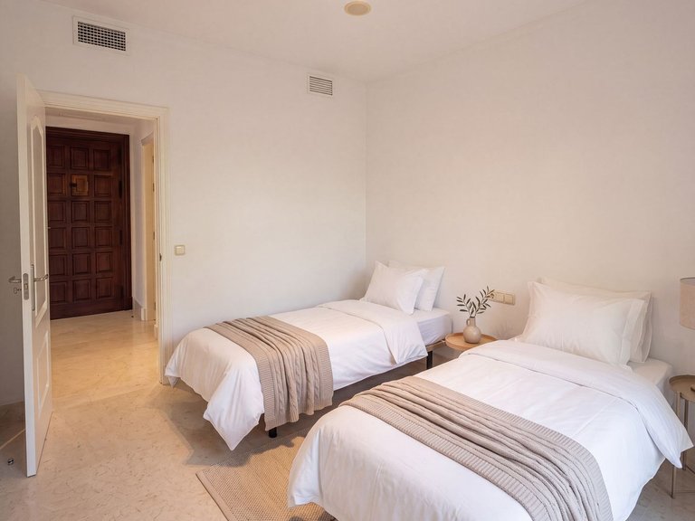 Apartment for Sale in Costa del Sol Benahavís, Malaga 7