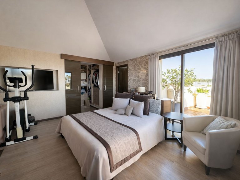 Apartment for Sale in Benahavís, Malaga 7