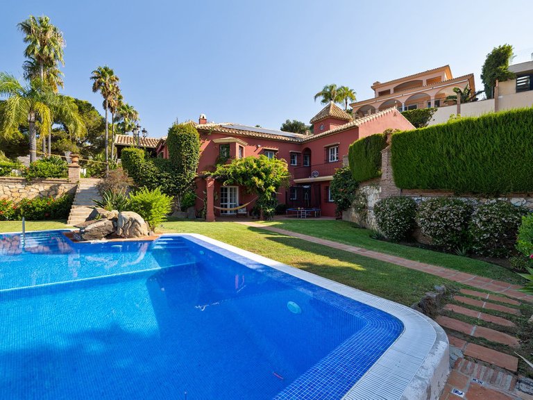 Villa for Sale in Benalmadena, Malaga 16