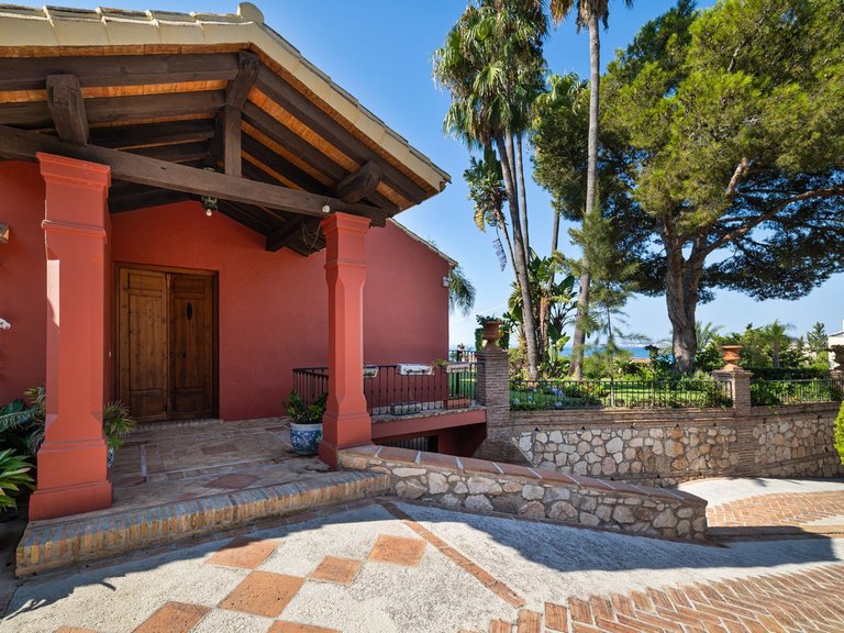 Villa for Sale in Benalmadena, Malaga 7