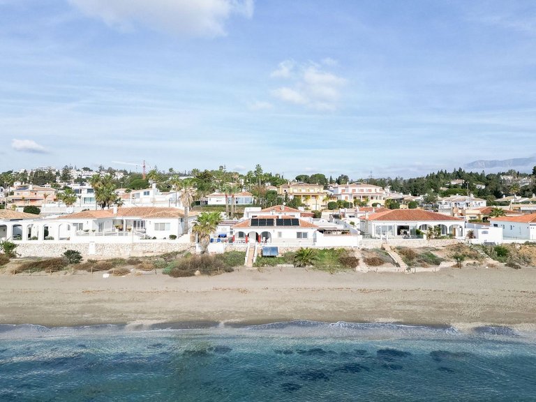 Villa for Sale in Costa del Sol Mijas Costa, Malaga 2