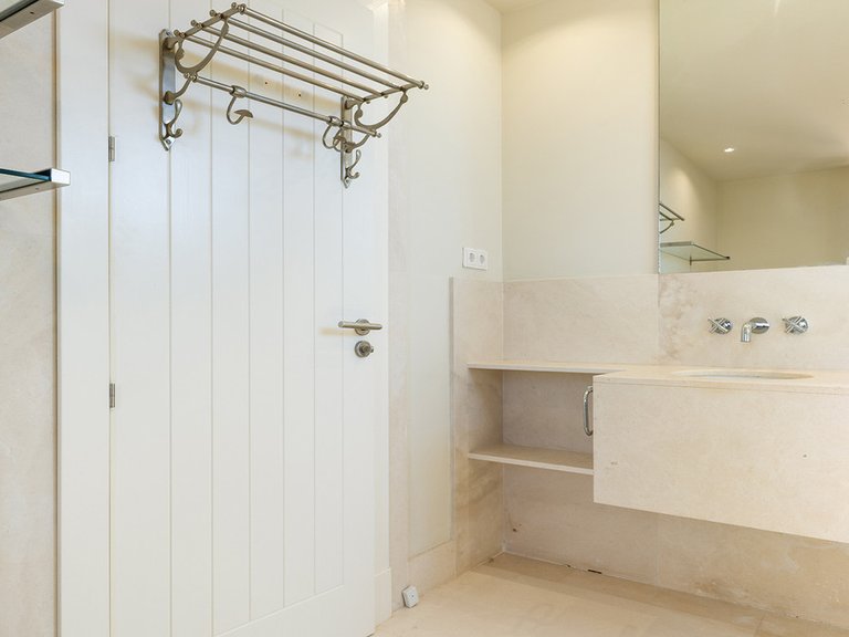 Apartment for Sale in Doña Julia, Malaga 29