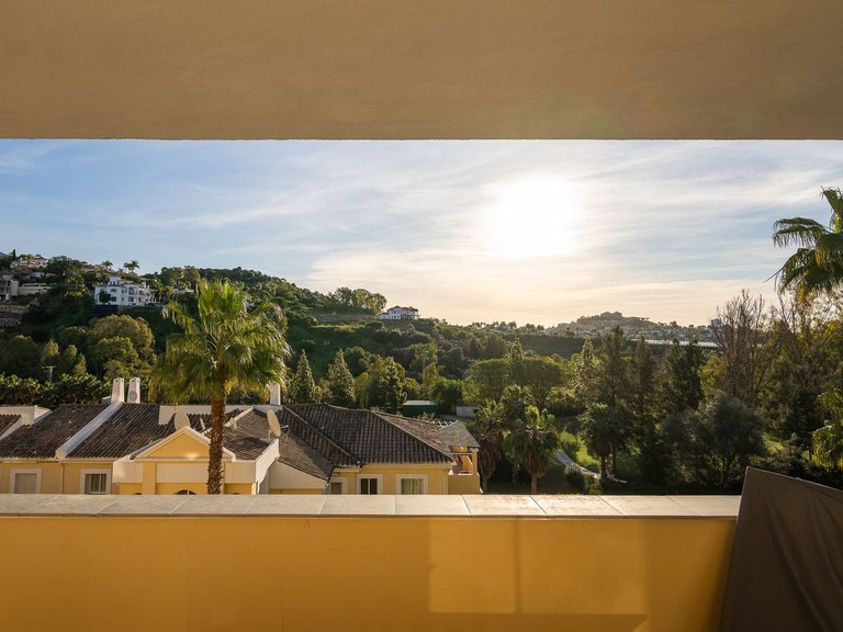 Apartment for Sale in Benahavís, Malaga 11