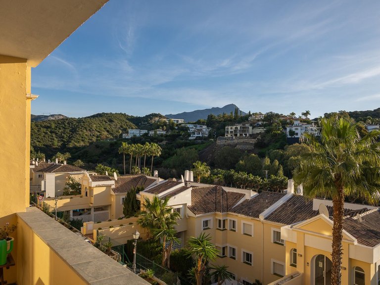 Apartment for Sale in Benahavís, Malaga 12